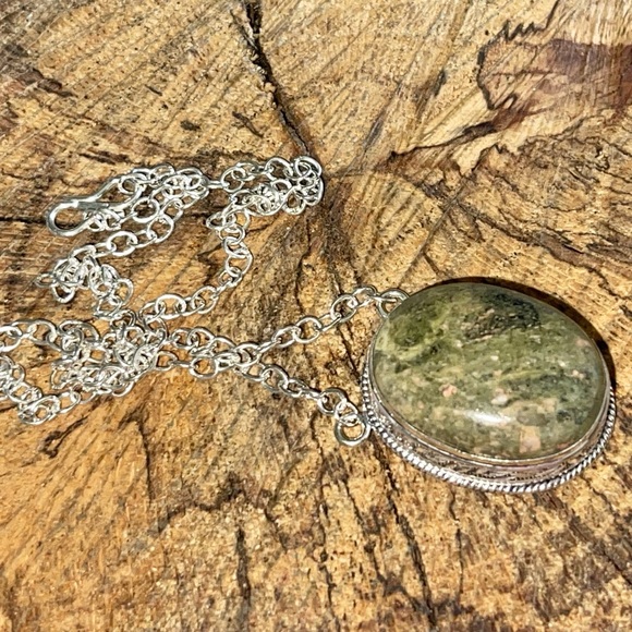 Unakite Jasper Pendant Necklace 15”-17” - Picture 4 of 10